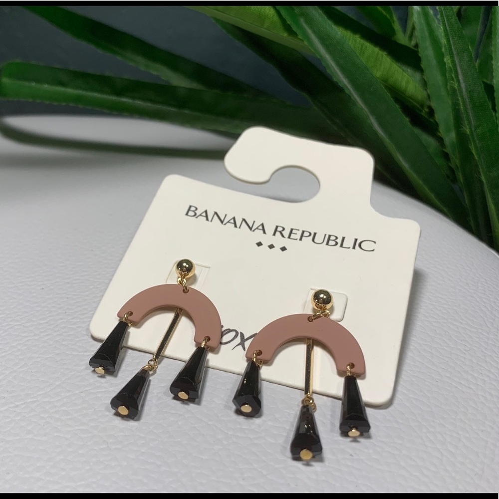 Dusty Rose Banana Republic Earrings